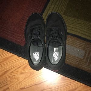 Lowtop All Black Vans Size 11